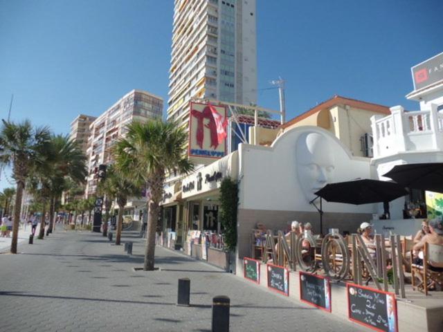 Ferienwohnung Disponible En Abril-Wifi-3Hab, 6 Pers, -Piscina, Aire Acondi-Parking Opcionable Extra Benidorm Exterior foto