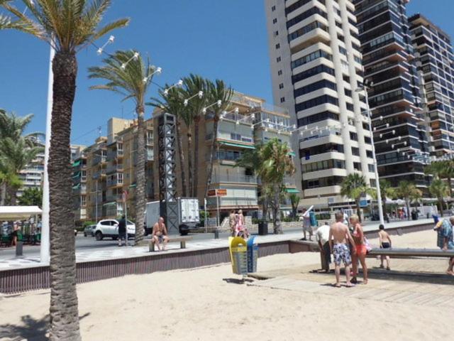 Ferienwohnung Disponible En Abril-Wifi-3Hab, 6 Pers, -Piscina, Aire Acondi-Parking Opcionable Extra Benidorm Exterior foto