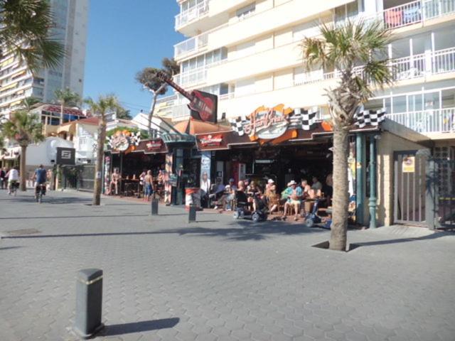 Ferienwohnung Disponible En Abril-Wifi-3Hab, 6 Pers, -Piscina, Aire Acondi-Parking Opcionable Extra Benidorm Exterior foto