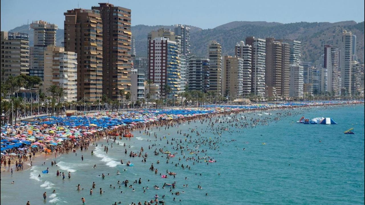 Ferienwohnung Disponible En Abril-Wifi-3Hab, 6 Pers, -Piscina, Aire Acondi-Parking Opcionable Extra Benidorm Exterior foto