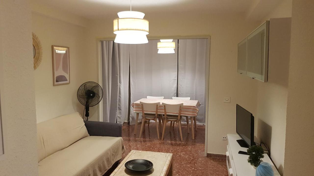 Ferienwohnung Disponible En Abril-Wifi-3Hab, 6 Pers, -Piscina, Aire Acondi-Parking Opcionable Extra Benidorm Exterior foto