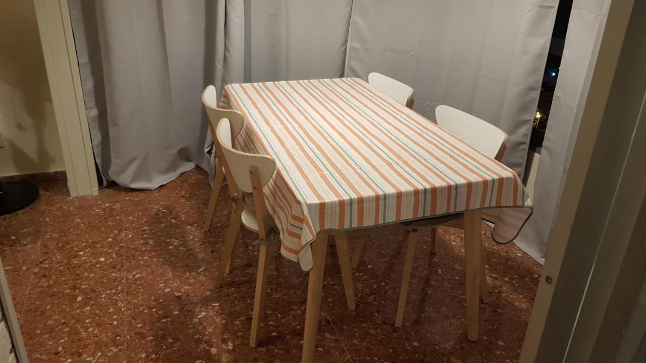 Ferienwohnung Disponible En Abril-Wifi-3Hab, 6 Pers, -Piscina, Aire Acondi-Parking Opcionable Extra Benidorm Exterior foto