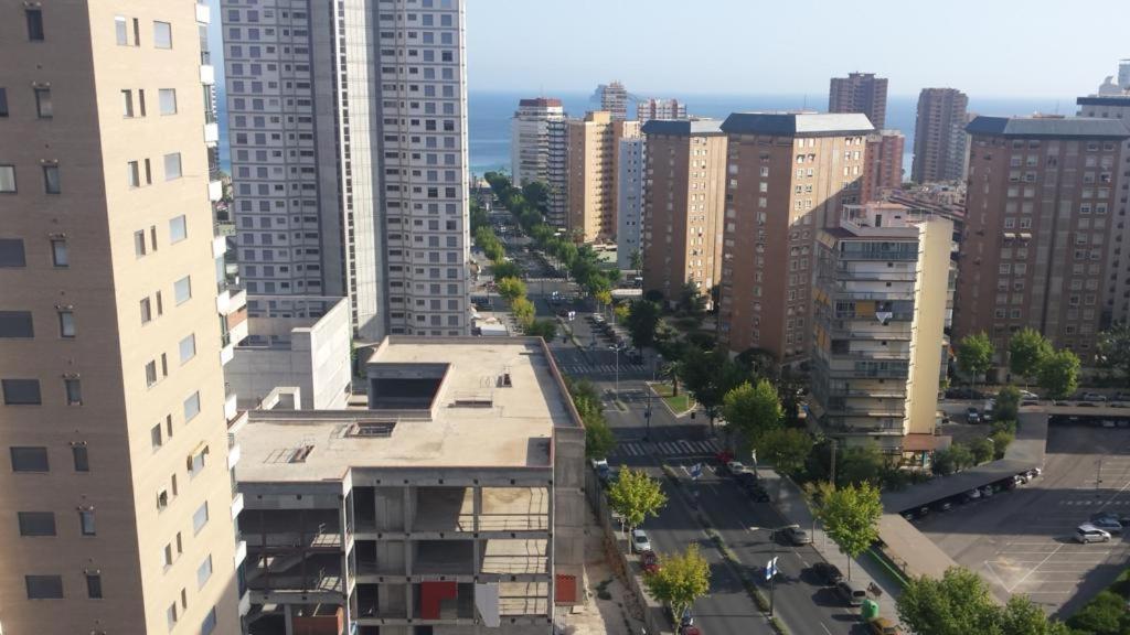Ferienwohnung Disponible En Abril-Wifi-3Hab, 6 Pers, -Piscina, Aire Acondi-Parking Opcionable Extra Benidorm Exterior foto